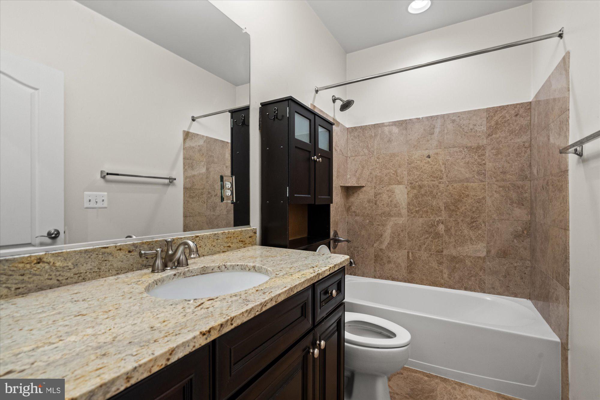 9300 Castle Hill Road Springfield, VA 22153 - Photo 53 of 60 Bathroom adjacent to Room 1