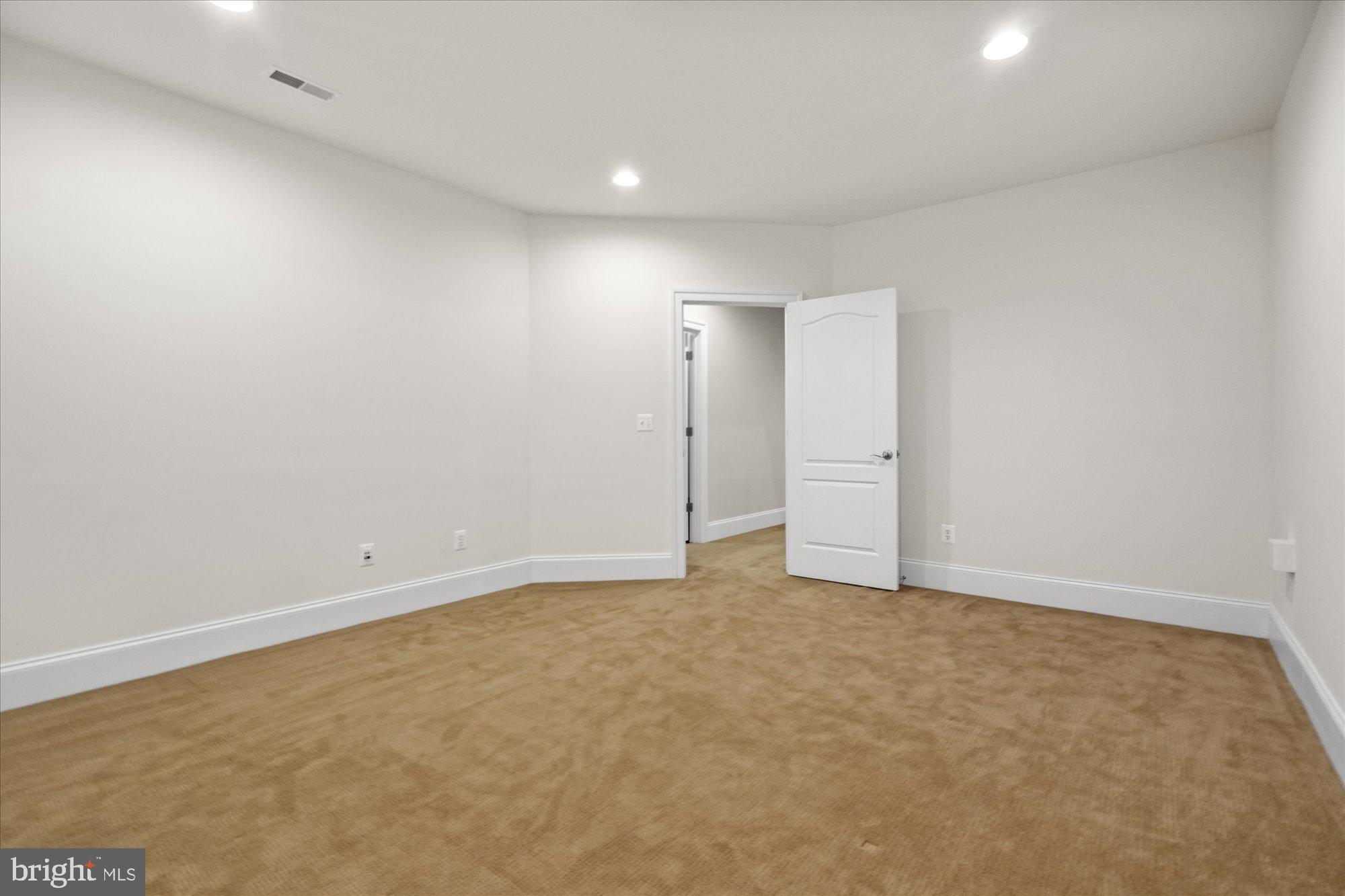 9300 Castle Hill Road Springfield, VA 22153 - Photo 54 of 60 Room 2