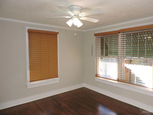 $1,595 | 916 East Hatton Street, Pensacola, FL 32503