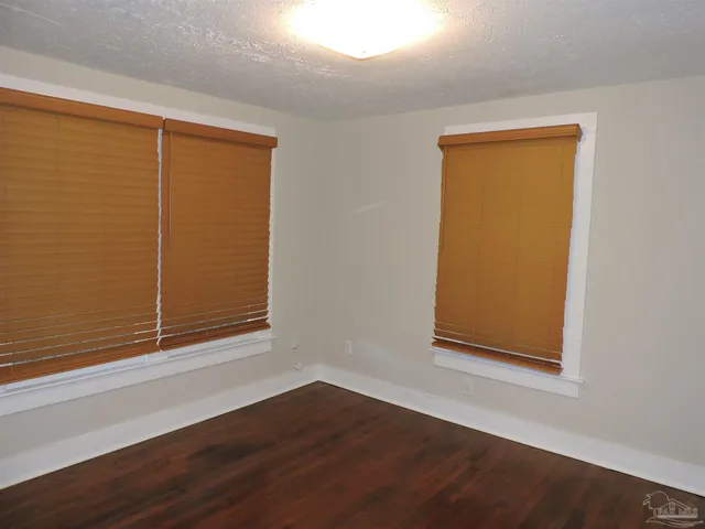 $1,595 | 916 East Hatton Street, Pensacola, FL 32503