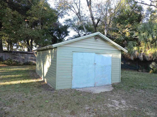 $1,595 | 916 East Hatton Street, Pensacola, FL 32503