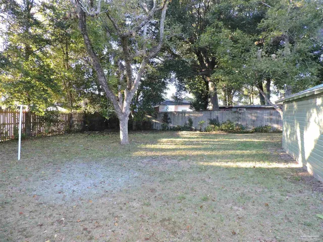 $1,595 | 916 East Hatton Street, Pensacola, FL 32503