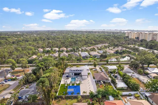 $1,735,000 | 1899 Vamo Way, Sarasota, FL 34231