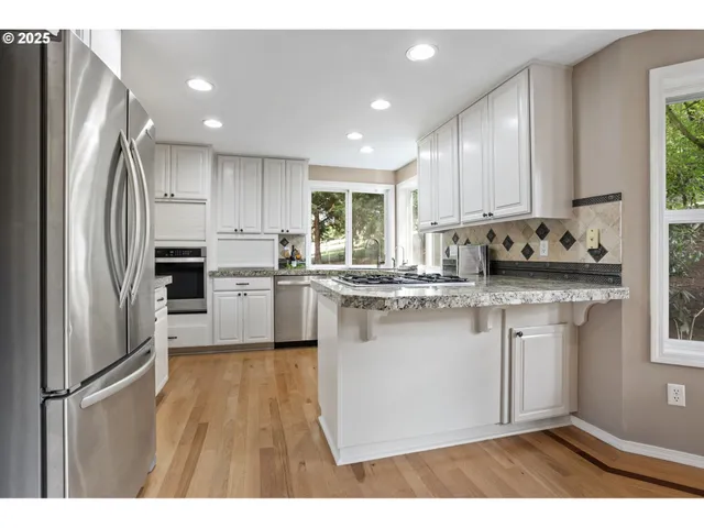 $799,000 | 19119 Northeast 204th Avenue, Brush Prairie, WA 98606