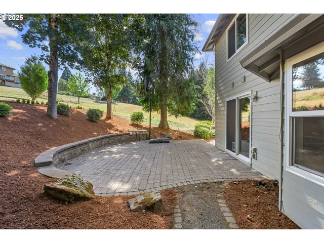 $799,000 | 19119 Northeast 204th Avenue, Brush Prairie, WA 98606