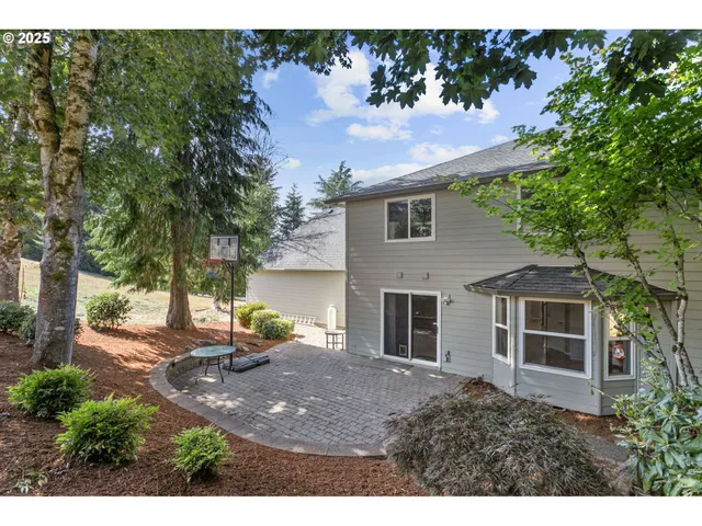 $799,000 | 19119 Northeast 204th Avenue, Brush Prairie, WA 98606