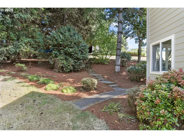 $799,000 | 19119 Northeast 204th Avenue, Brush Prairie, WA 98606