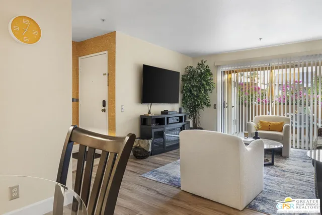 $295,000 | 222 North Calle El Segundo, Unit 529, Palm Springs, CA 92262