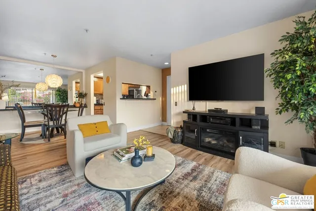 $295,000 | 222 North Calle El Segundo, Unit 529, Palm Springs, CA 92262