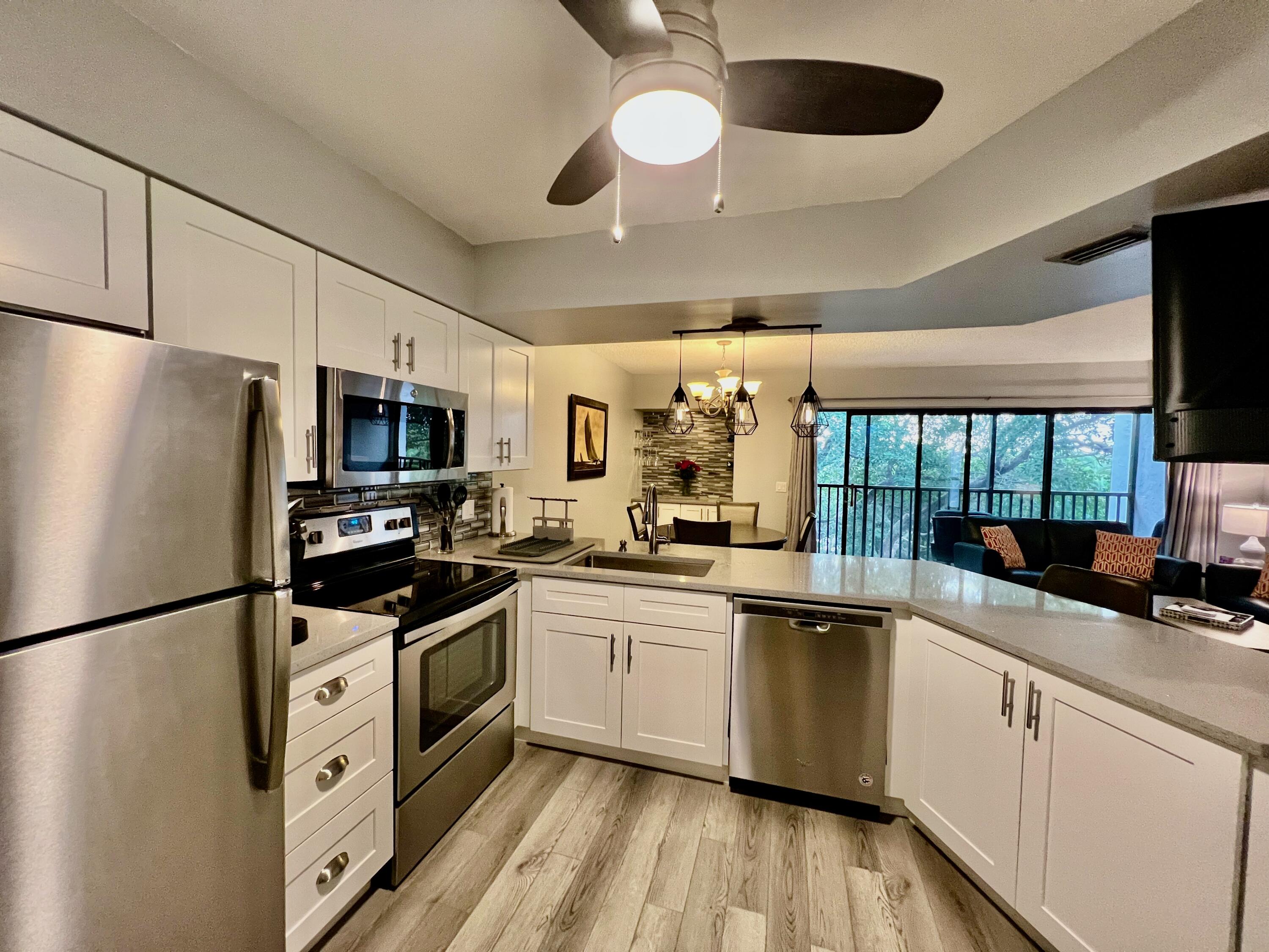 1605 Highway 1, Unit E403 Jupiter, FL 33477 - Photo 2 of 34 IMG_0419