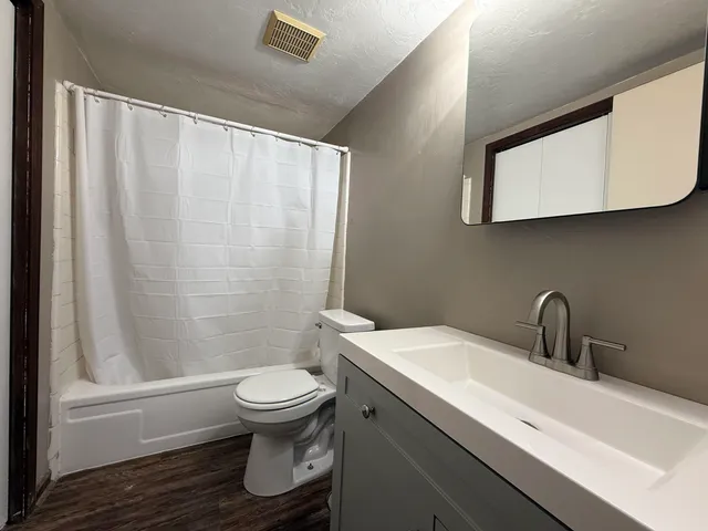 $1,095 | 1411 Lazy Brook, Unit A, Tallahassee, FL 32301