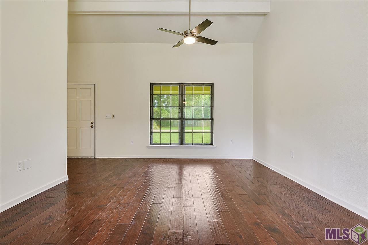 7442 Barbara Cohn Place Baton Rouge, LA 70811 - Photo 3 of 15 Gallery Image 3