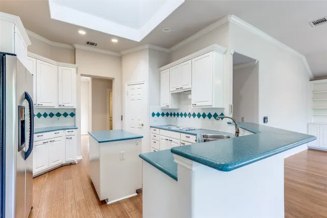 $3,995 | 6901 Bright Star Lane, Austin, TX 78736