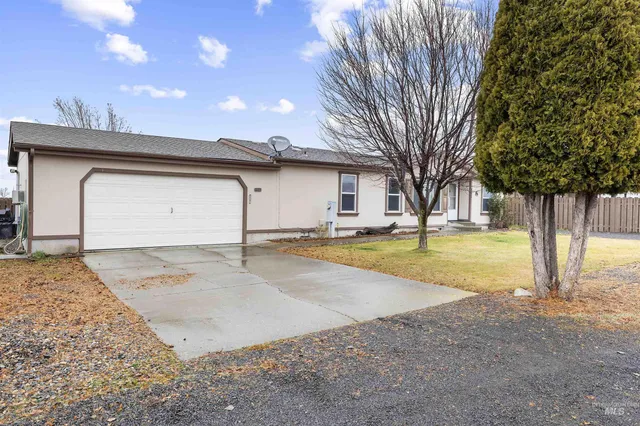 $354,000 | 860 Eagles Pointe Boulevard, Lewiston, ID 83501