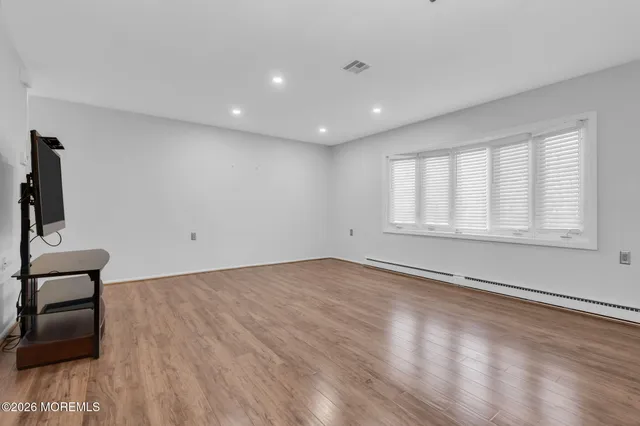 $210,000 | 493A Portsmouth Drive, Unit D, Lakewood, NJ 08701