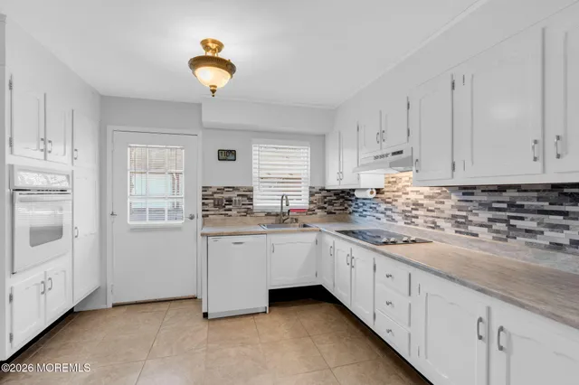 $210,000 | 493A Portsmouth Drive, Unit D, Lakewood, NJ 08701