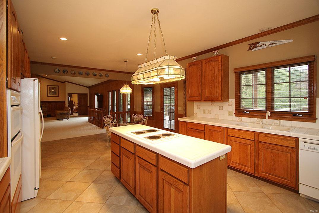 6536 Timber Ridge Godfrey, IL 62035 - Photo 19 of 33 Gallery Image 19