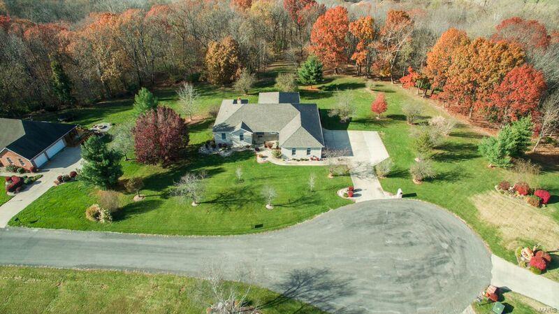 6536 Timber Ridge Godfrey, IL 62035 - Photo 2 of 33 Gallery Image 2