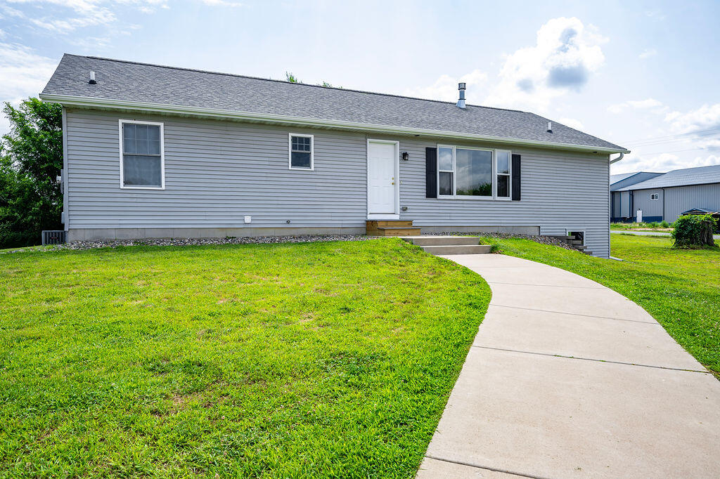W8320 County Rd Z Onalaska, WI 54650 - Photo 31 of 41 Front sidewalk