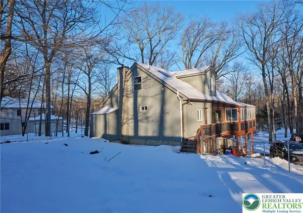 $345,000 | 1216 Dogwood Lane, Bushkill, PA 18324