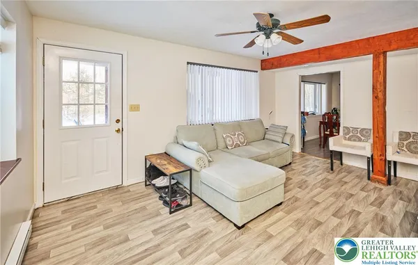 $329,000 | 1216 Dogwood Lane, Bushkill, PA 18324