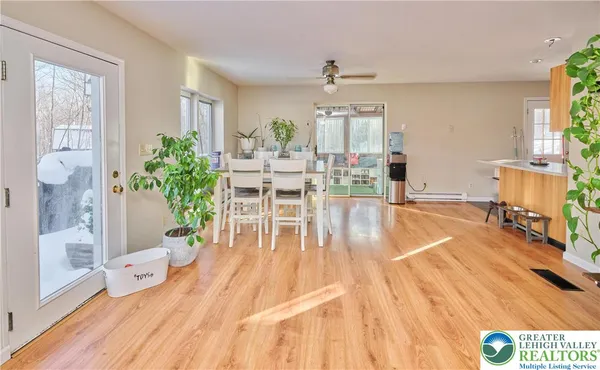 $329,000 | 1216 Dogwood Lane, Bushkill, PA 18324