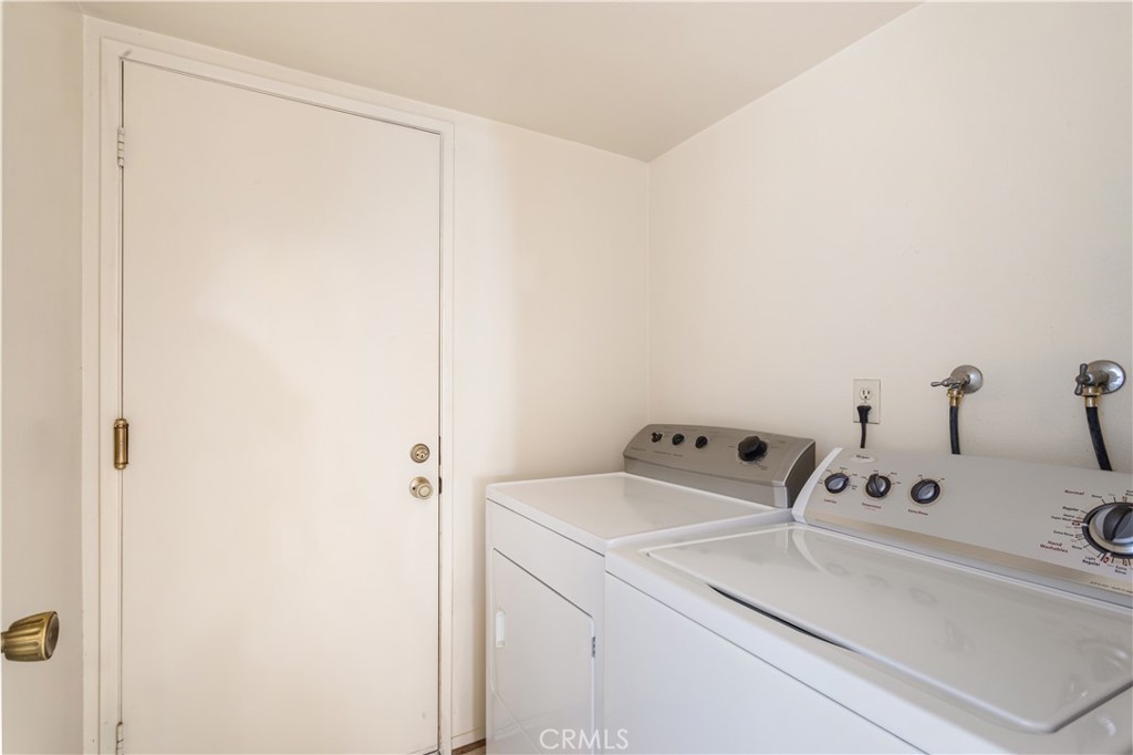 10333 Comanche Avenue Riverside, CA 92503 - Photo 18 of 42