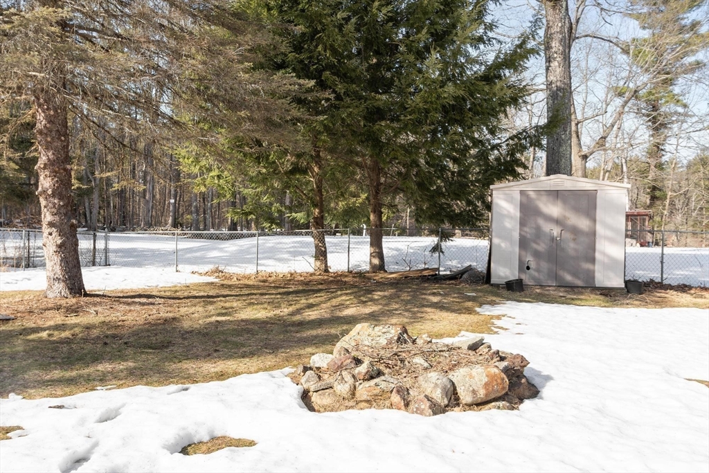 336 Otter River Road Templeton, MA 01468 - Photo 15 of 37