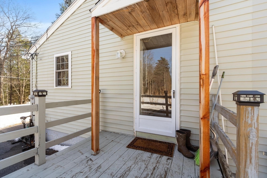 336 Otter River Road Templeton, MA 01468 - Photo 17 of 37