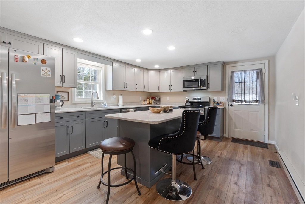 336 Otter River Road Templeton, MA 01468 - Photo 6 of 37