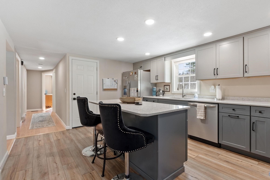 336 Otter River Road Templeton, MA 01468 - Photo 10 of 37