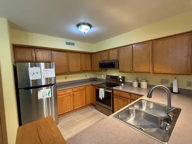 $235,000 | 5332 Congress Avenue, Unit 4, Madison, WI 53718
