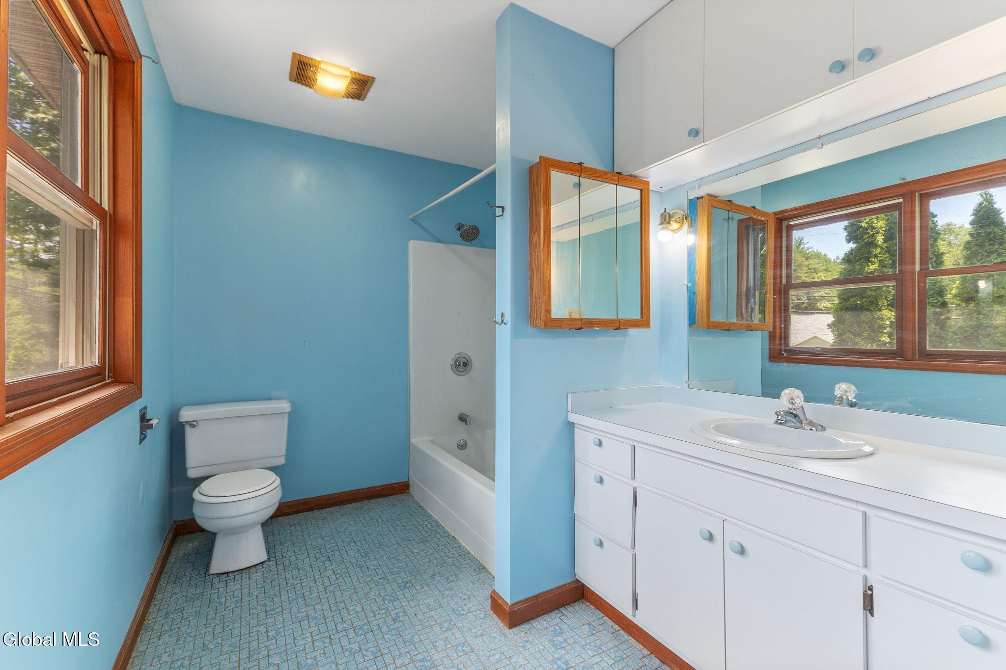 163 Aviation Road Queensbury, NY 12804 - Photo 26 of 49 img209