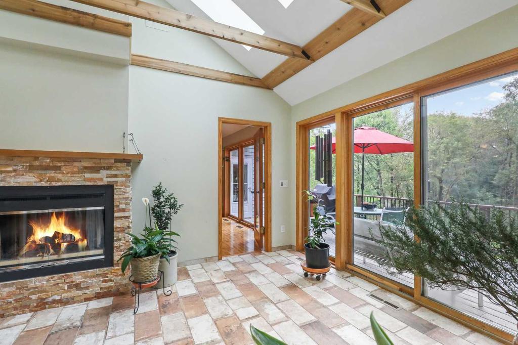 5201 Mayview Road Minnetonka, MN 55345 - Photo 12 of 36 Gallery Image 12