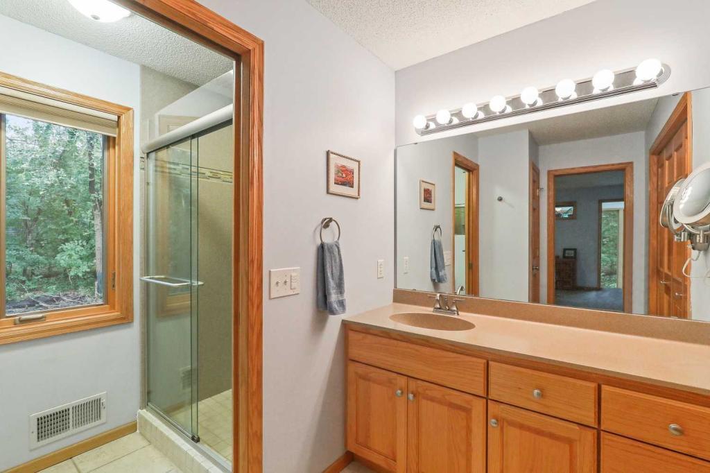 5201 Mayview Road Minnetonka, MN 55345 - Photo 16 of 36 Gallery Image 16