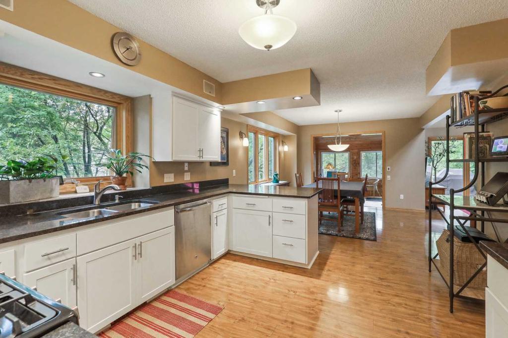 5201 Mayview Road Minnetonka, MN 55345 - Photo 5 of 36 Gallery Image 5