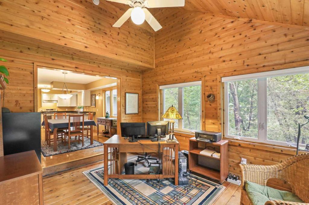 5201 Mayview Road Minnetonka, MN 55345 - Photo 10 of 36 Gallery Image 10