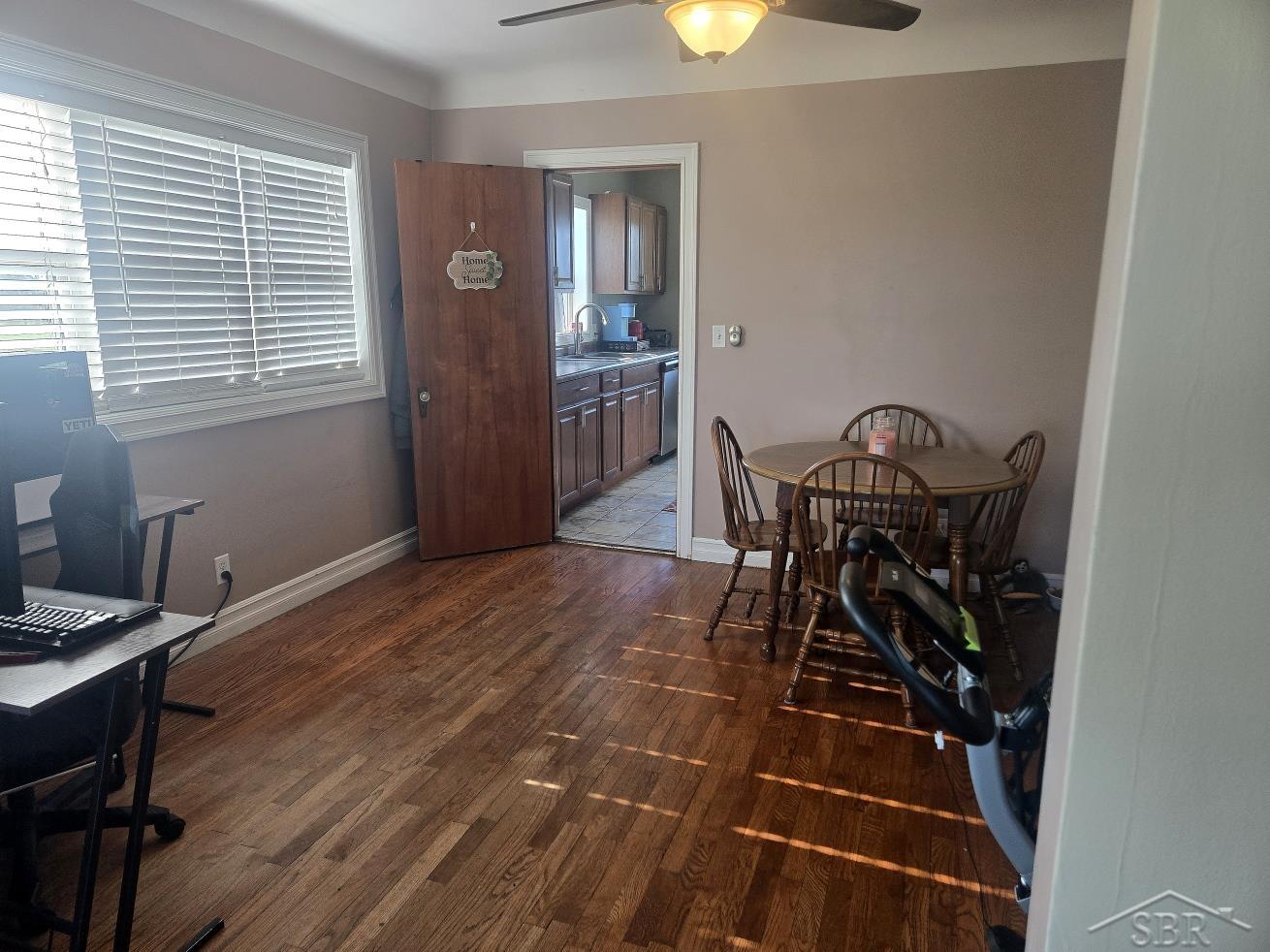 4505 Kochville Road Saginaw, MI 48604 - Photo 7 of 12 50174856-bc9f7256-af83-4b81-a8ca-4b1d56b20ab6.JPG