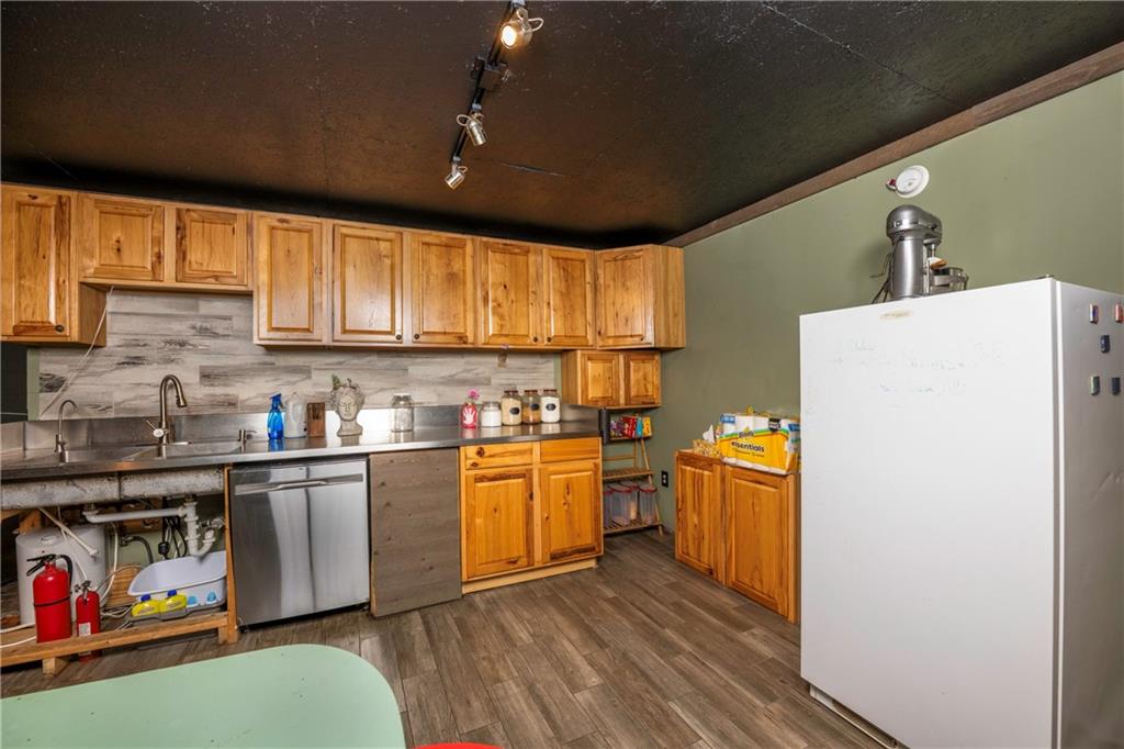 905 Branchton Road Boyers, PA 16020 - Photo 10 of 30