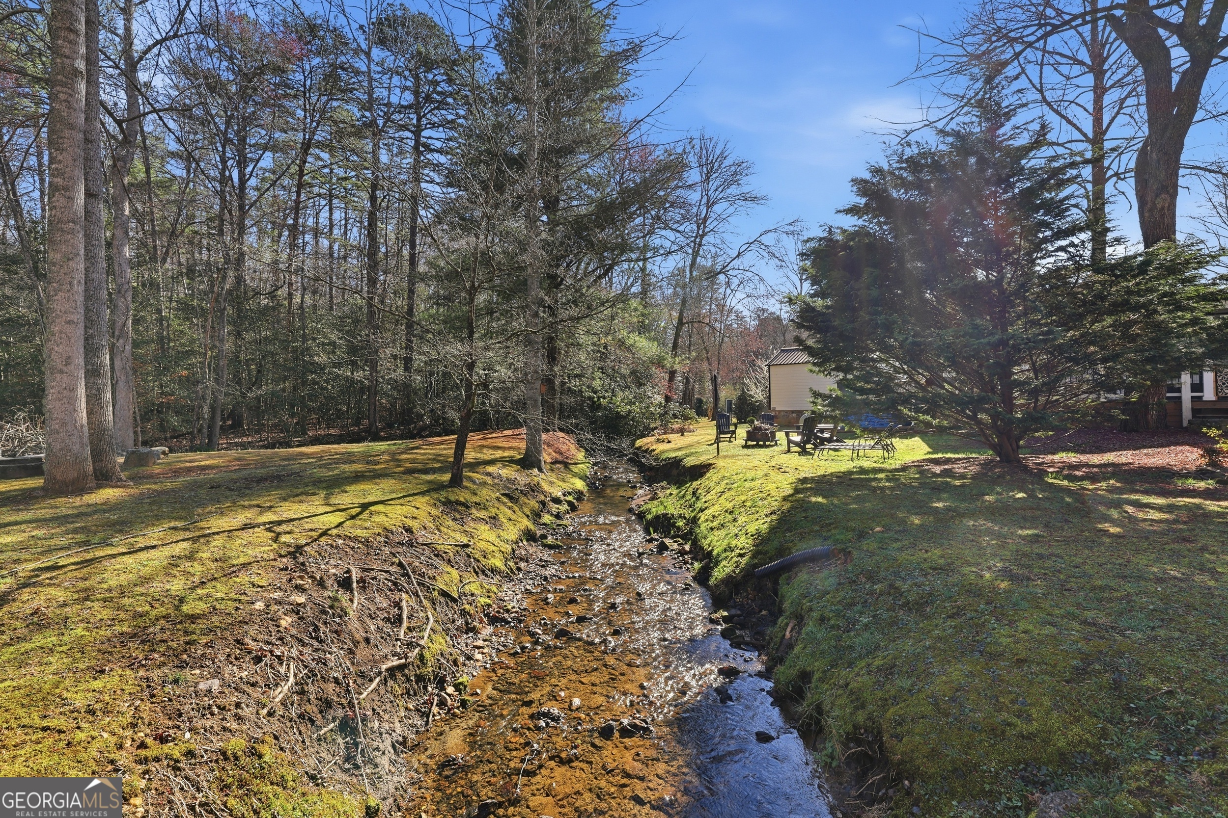 4960 Laurel Lodge Road, Unit 35 Clarkesville, GA 30523 - Photo 20 of 20 a view of a yard with large trees