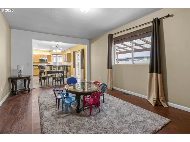 $425,000 | 4515 Samantha Avenue Northeast, Salem, OR 97305