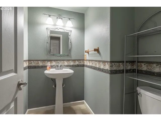 $425,000 | 4515 Samantha Avenue Northeast, Salem, OR 97305