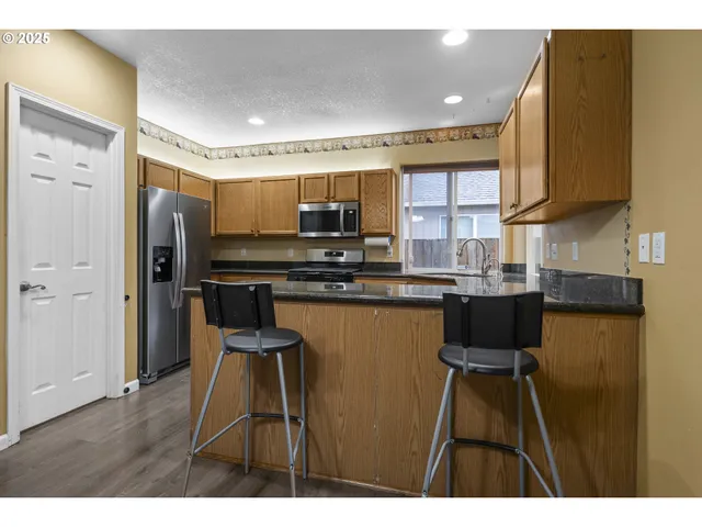 $425,000 | 4515 Samantha Avenue Northeast, Salem, OR 97305