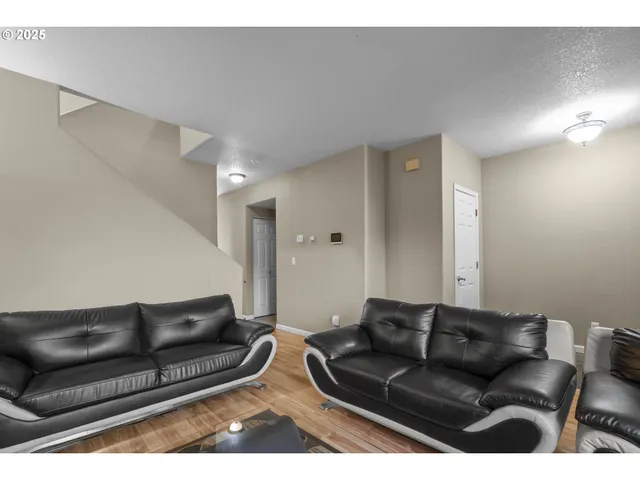 $425,000 | 4515 Samantha Avenue Northeast, Salem, OR 97305