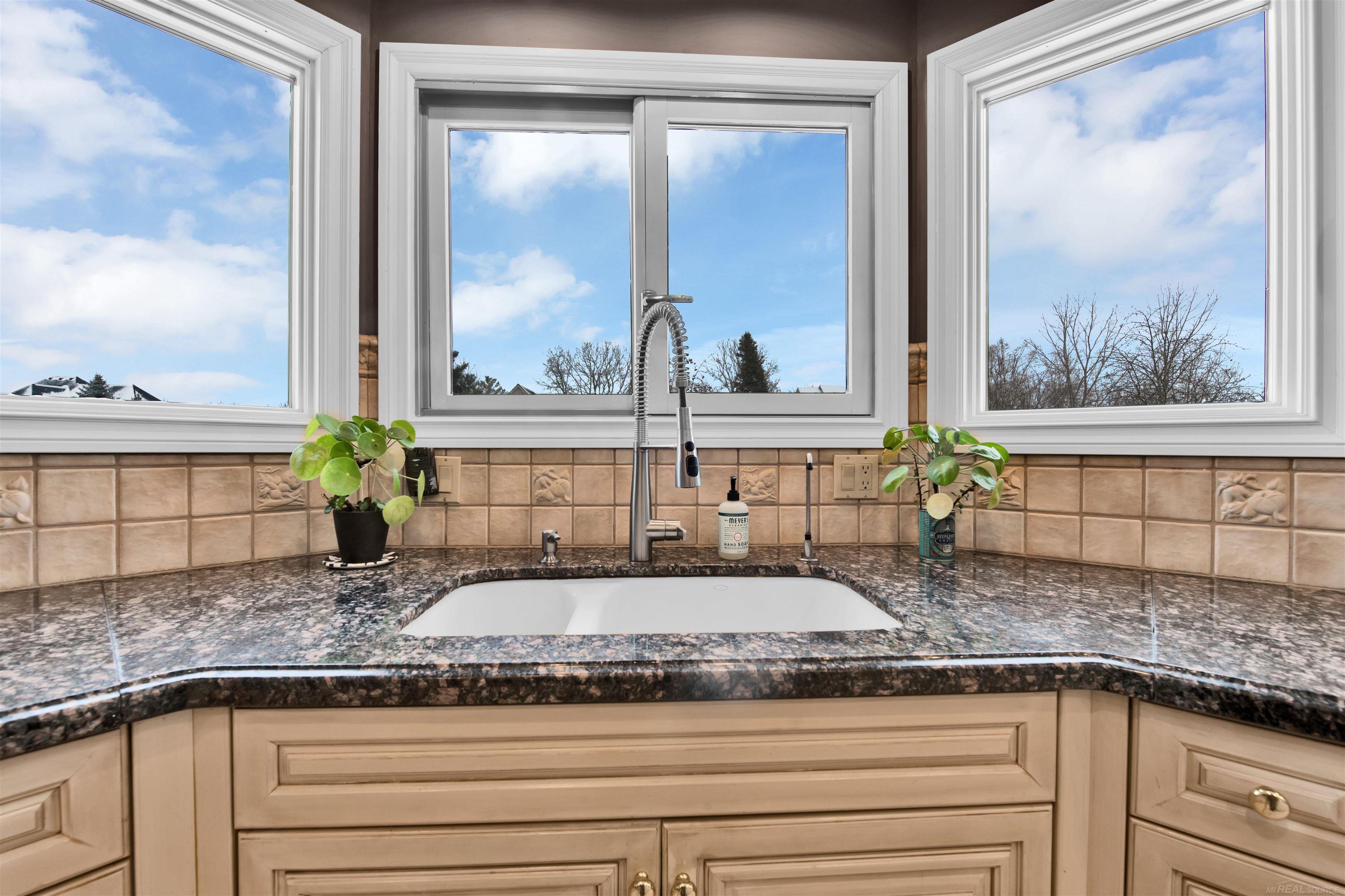 6602 Squirrel Ridge Washington, MI 48094 - Photo 30 of 50 50166955-8349e70b-ca8c-4796-bc40-0099fb1b8a30.JPG