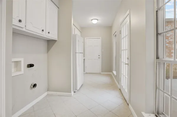 $3,100 | 7514 Olympia Drive, Houston, TX 77063