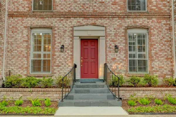 $3,100 | 7514 Olympia Drive, Houston, TX 77063