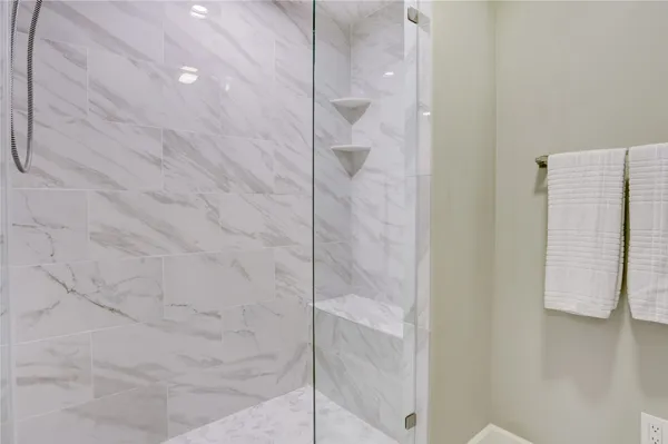 $3,100 | 7514 Olympia Drive, Houston, TX 77063