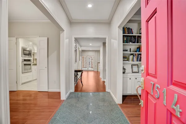 $3,100 | 7514 Olympia Drive, Houston, TX 77063