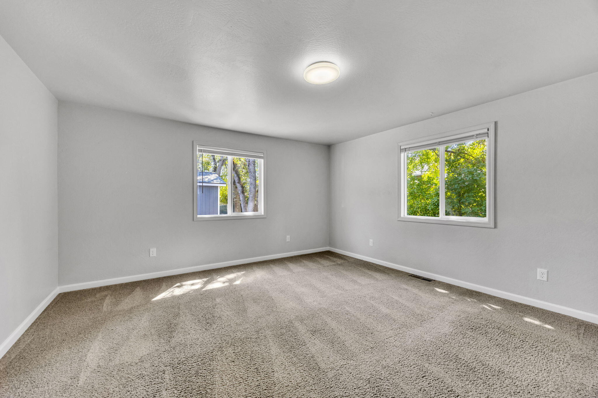 225 Wilson Road Central Point, OR 97502 - Photo 17 of 63 ApxWRA00028